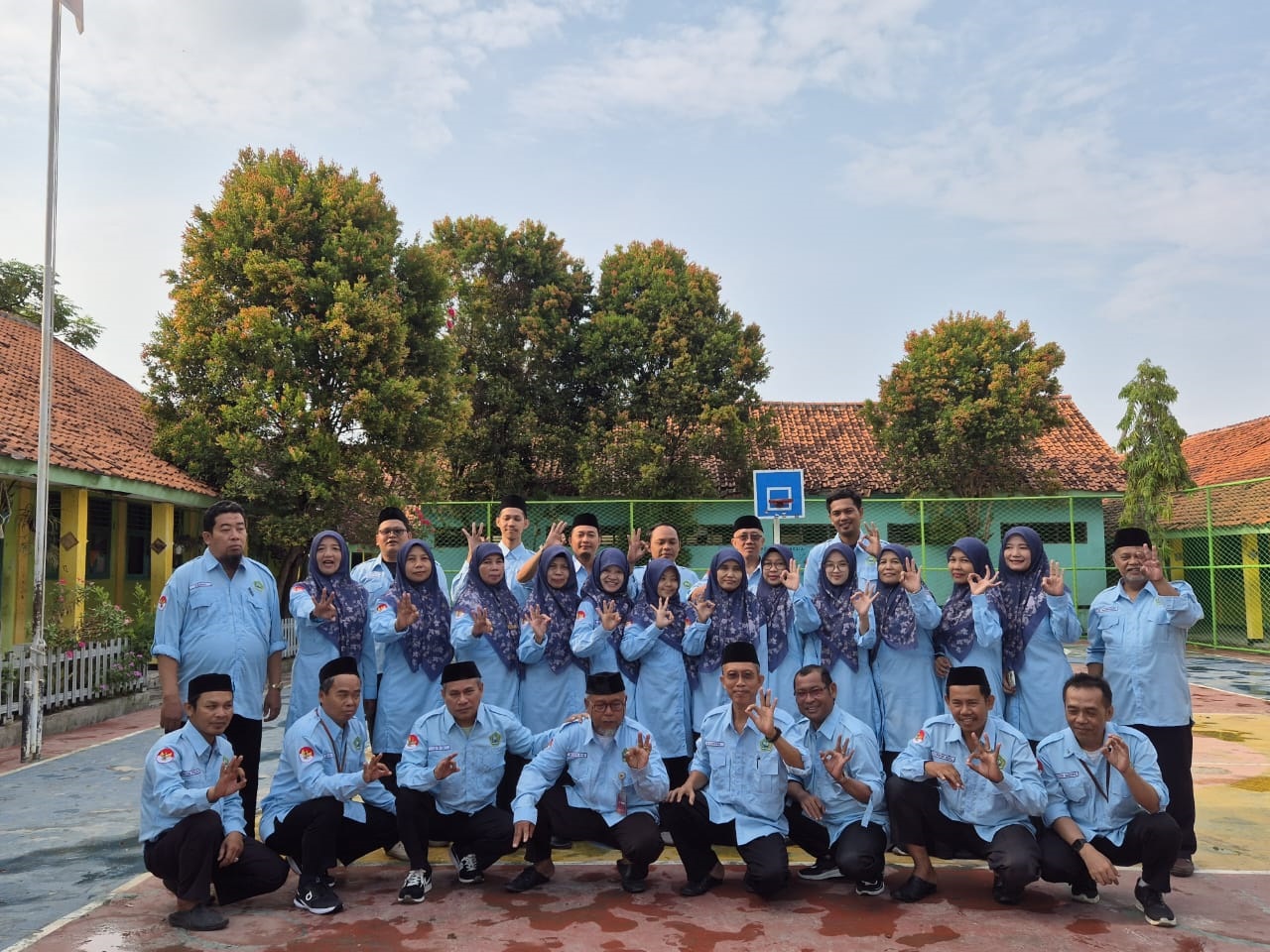 SELAMAT DATANG DI MTSN 3 BEKASI SELAMAT DATANG DI MTSN 3 BEKASI